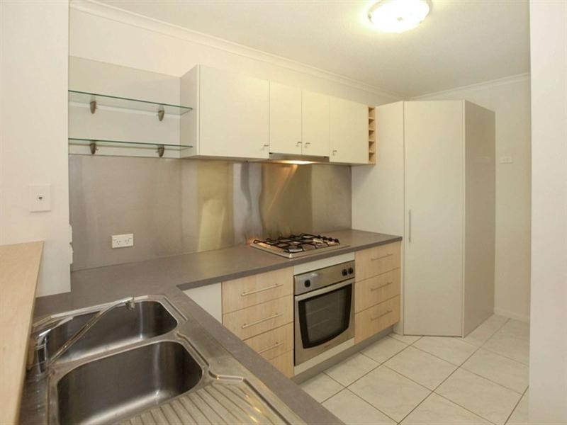 18/11-17 Stanley Street, Townsville City QLD 4810