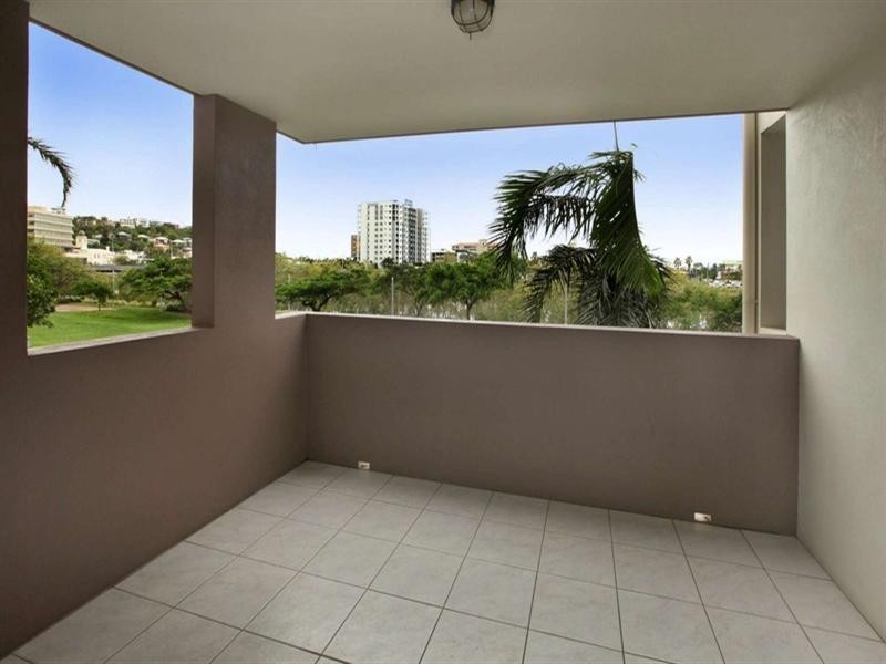 18/11-17 Stanley Street, Townsville City QLD 4810