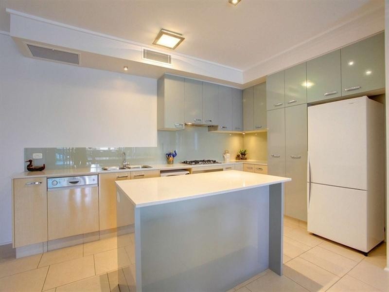 306/72-74 The Strand, North Ward QLD 4810