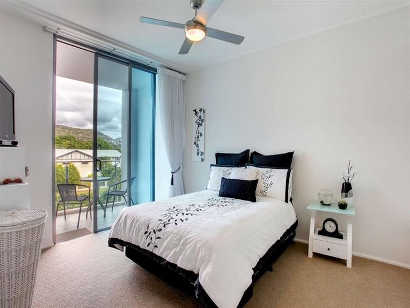 306/72-74 The Strand, North Ward QLD 4810