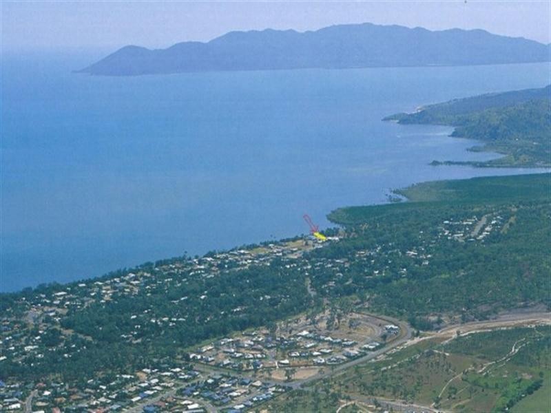 4 Waterview Drive, Bushland Beach QLD 4818