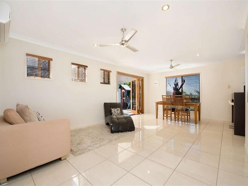 13 Knox Court, Mount Louisa QLD 4814