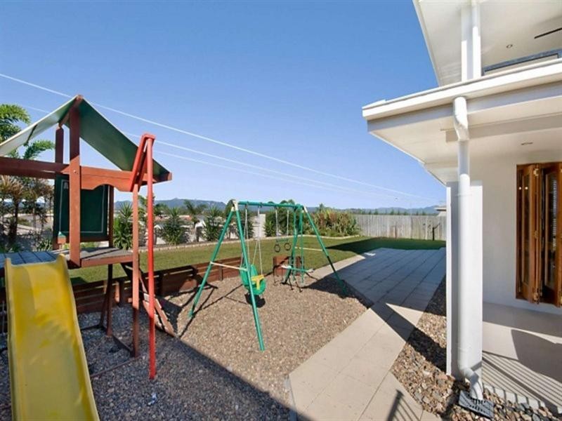 13 Knox Court, Mount Louisa QLD 4814