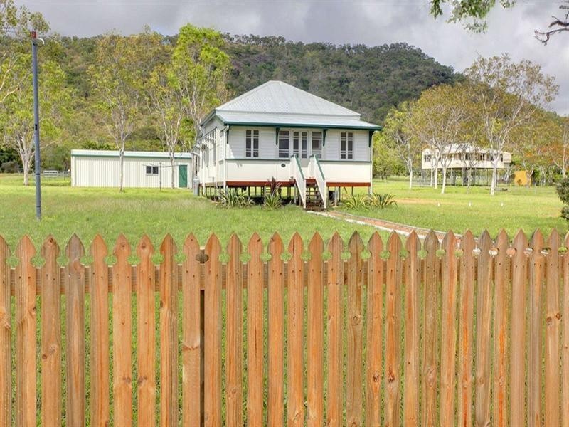 18b Allendale Drive, Alligator Creek QLD 4816