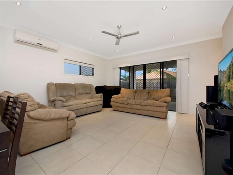 71a Lemongrass Circuit, Kirwan QLD 4817