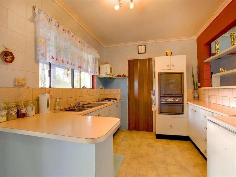 11 Althaus Parade, Yabulu QLD 4818