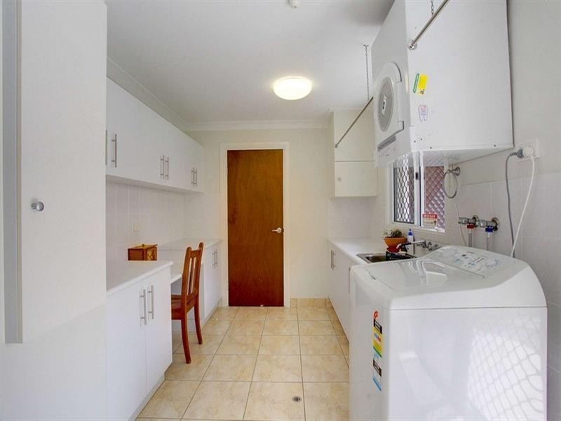 7 Riverbend Drive, Douglas QLD 4814