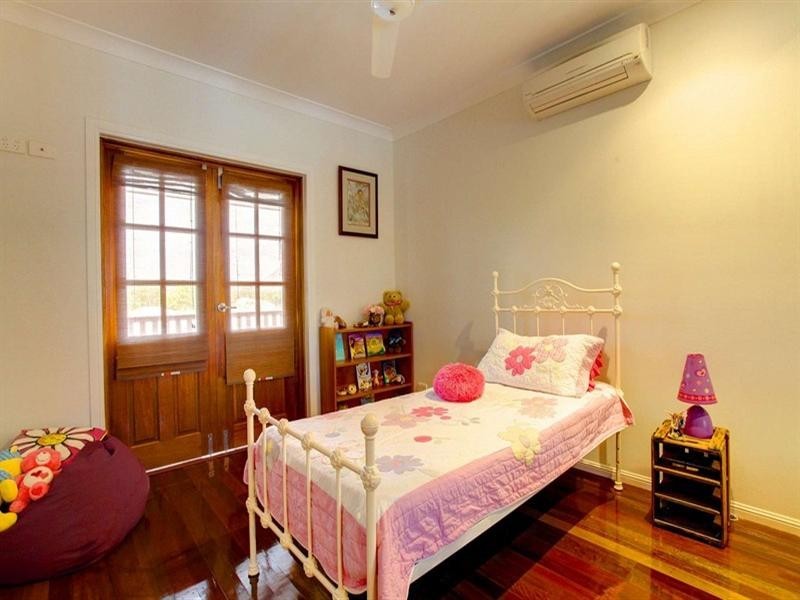 7 Riverbend Drive, Douglas QLD 4814