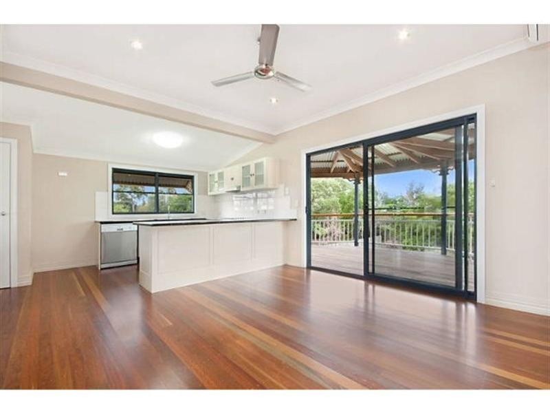 6 Margarita Court, Bushland Beach QLD 4818