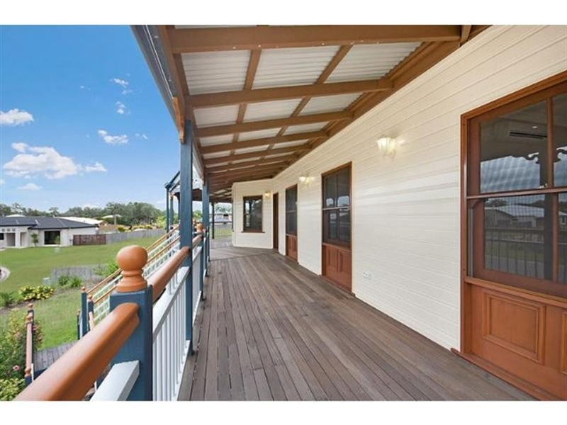 6 Margarita Court, Bushland Beach QLD 4818