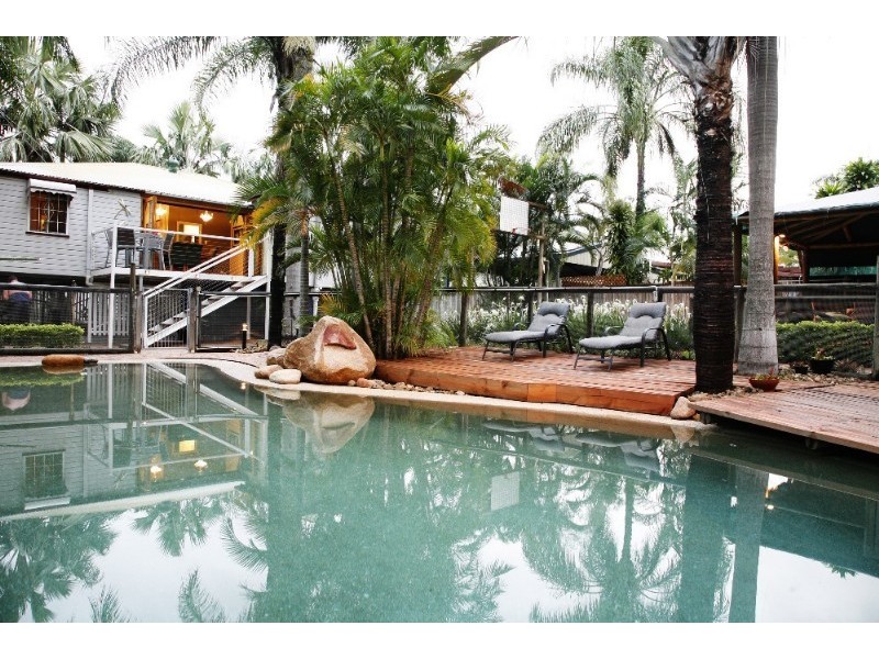 51 Armstrong Street, Hermit Park QLD 4812