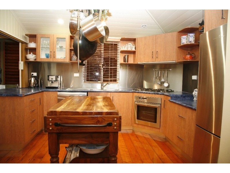 51 Armstrong Street, Hermit Park QLD 4812