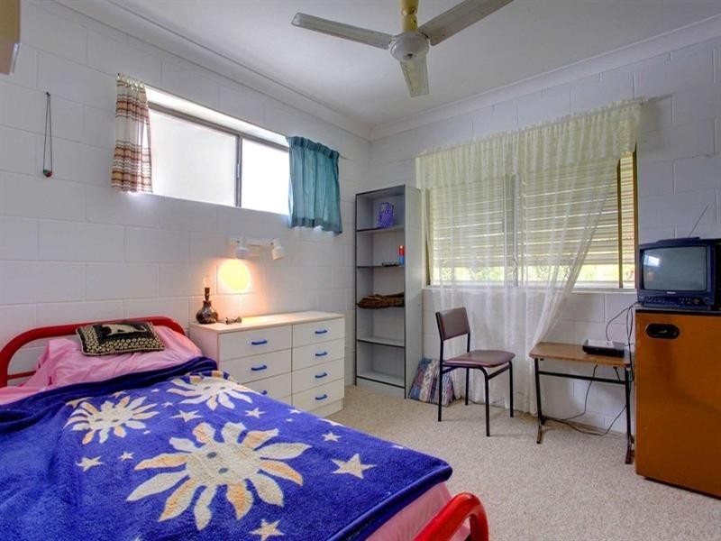 5/64 Warburton Street, North Ward QLD 4810