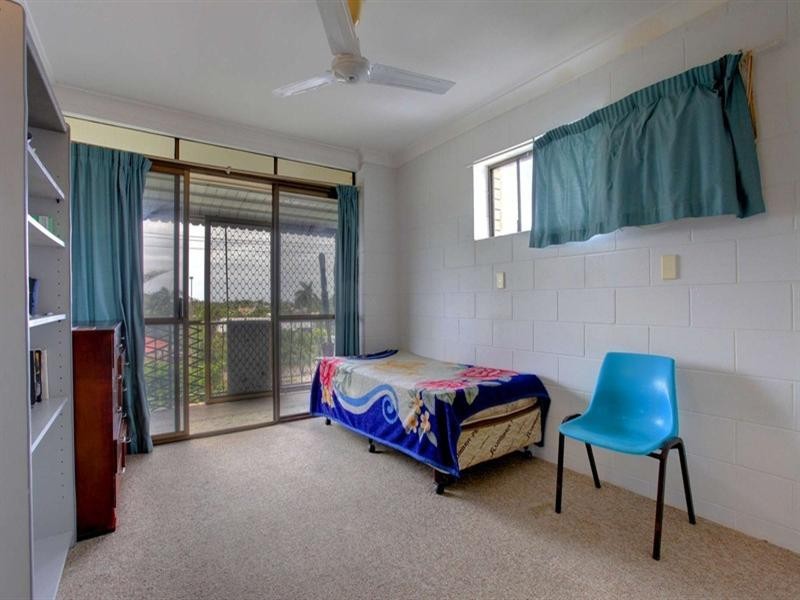 5/64 Warburton Street, North Ward QLD 4810