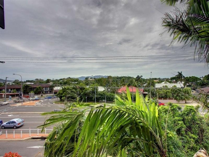 5/64 Warburton Street, North Ward QLD 4810