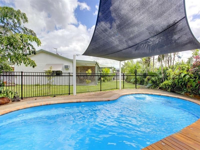20 Colchester Crescent, Kirwan QLD 4817