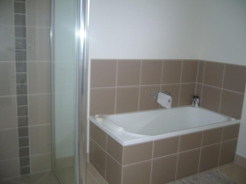 Bushland Beach QLD 4818