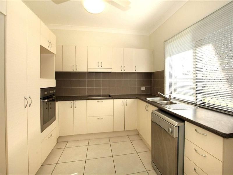 10 Summerland Drive, Deeragun QLD 4818