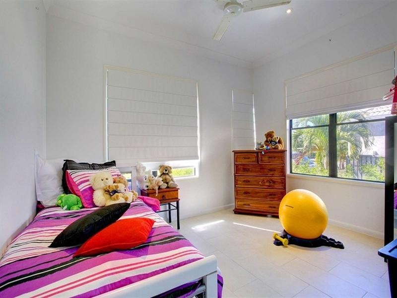 42 Donostia Crescent, Bushland Beach QLD 4818