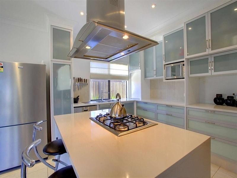 42 Donostia Crescent, Bushland Beach QLD 4818