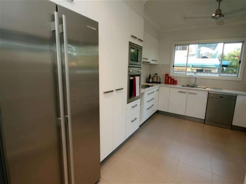 28 Peter Street, Kelso QLD 4815