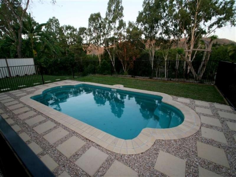 28 Peter Street, Kelso QLD 4815