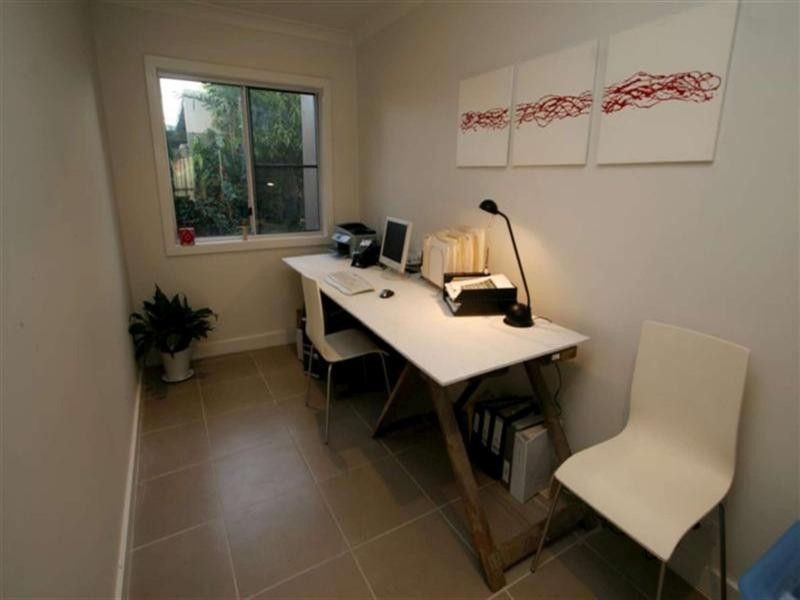 28 Peter Street, Kelso QLD 4815