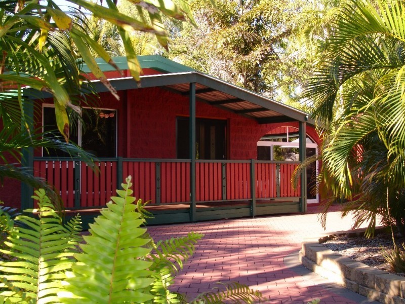 17 Bunya Street, Bushland Beach QLD 4818