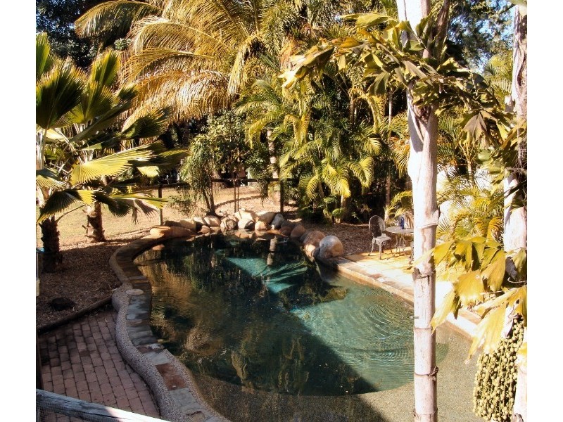 17 Bunya Street, Bushland Beach QLD 4818