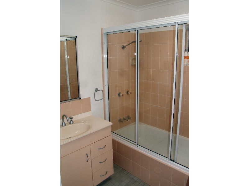 17 Bunya Street, Bushland Beach QLD 4818