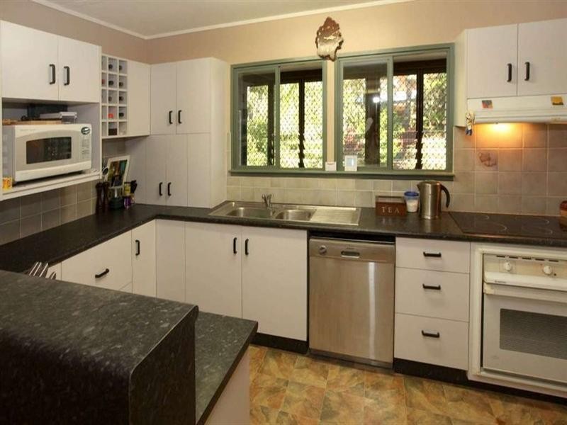 14 Maskell Street, Pallarenda QLD 4810