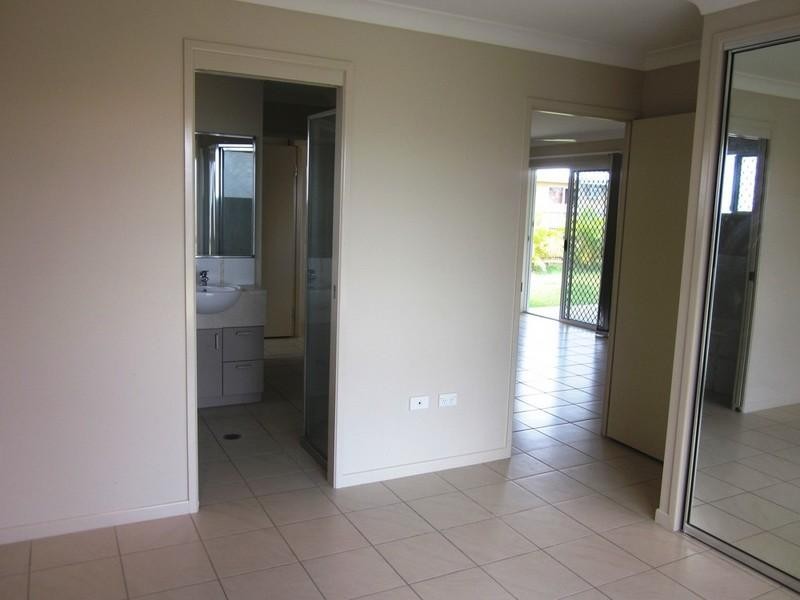 Mount Louisa QLD 4814