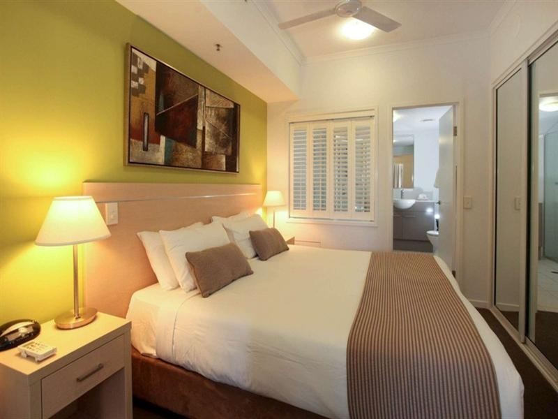 202/2 Dibbs Street, South Townsville QLD 4810