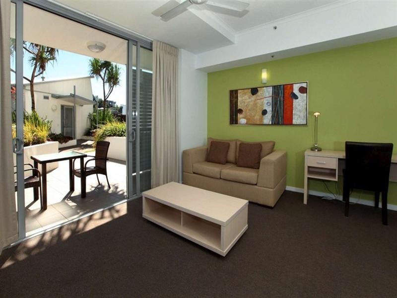 202/2 Dibbs Street, South Townsville QLD 4810