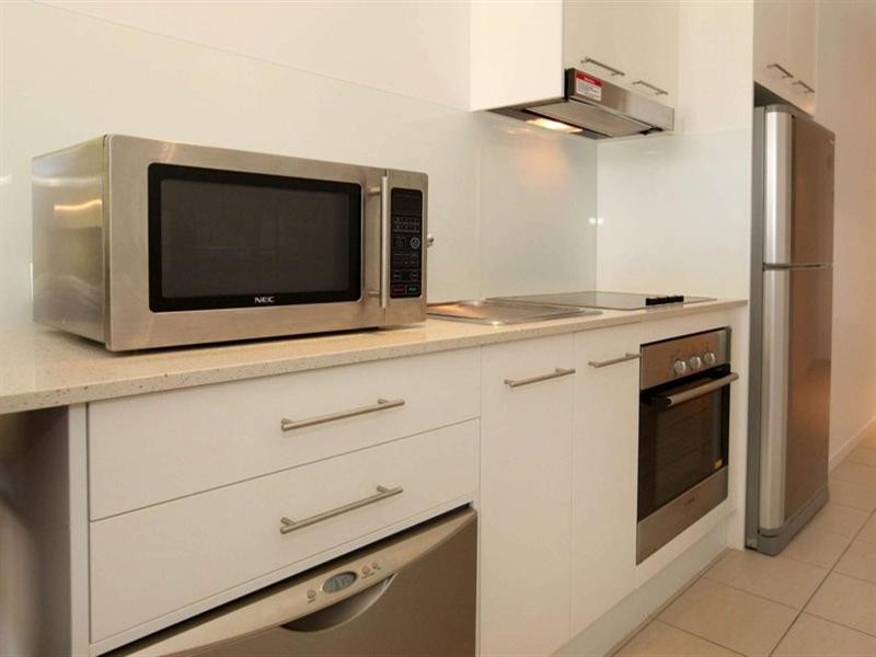 202/2 Dibbs Street, South Townsville QLD 4810