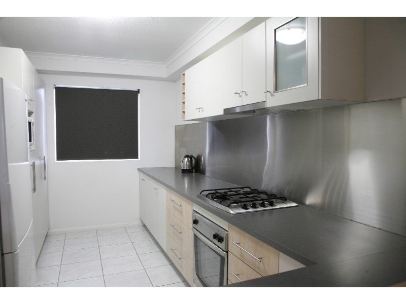 8/51 Stanley Street, Townsville City QLD 4810