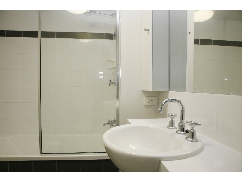 8/51 Stanley Street, Townsville City QLD 4810