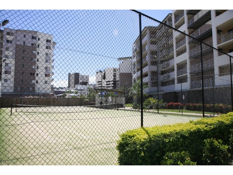 8/51 Stanley Street, Townsville City QLD 4810