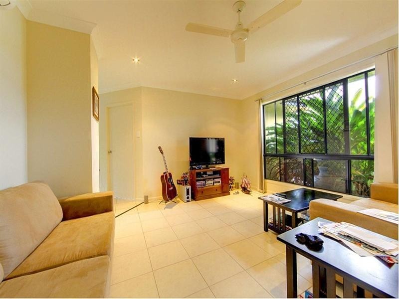 8 Anchorage Circuit, Bushland Beach QLD 4818