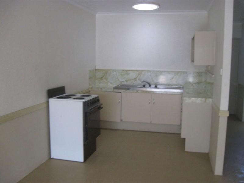 Railway Estate QLD 4810