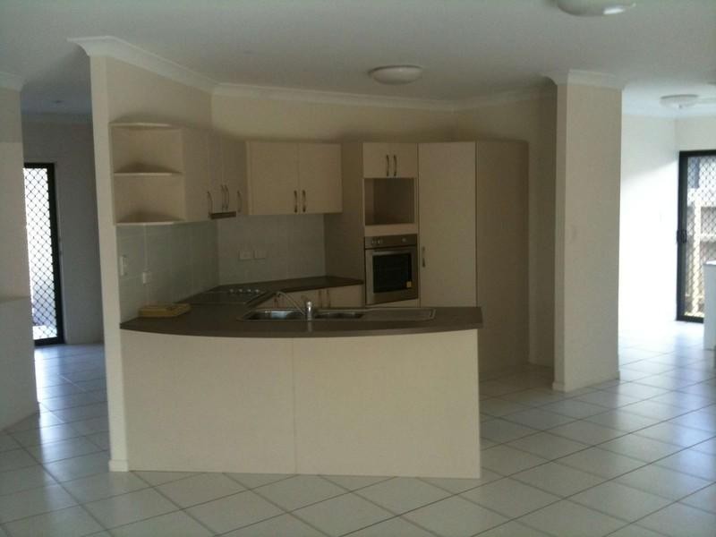 Bohle Plains QLD 4817