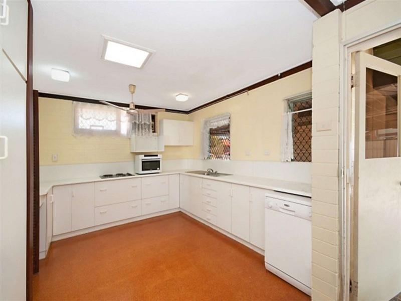 17 Bryant Street, Cranbrook QLD 4814