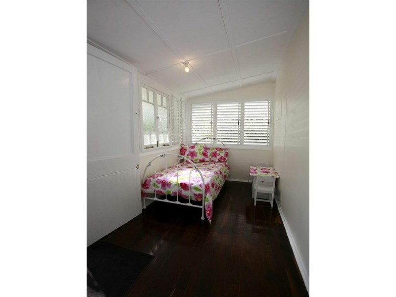 13 Fletcher Street, Townsville QLD 4810