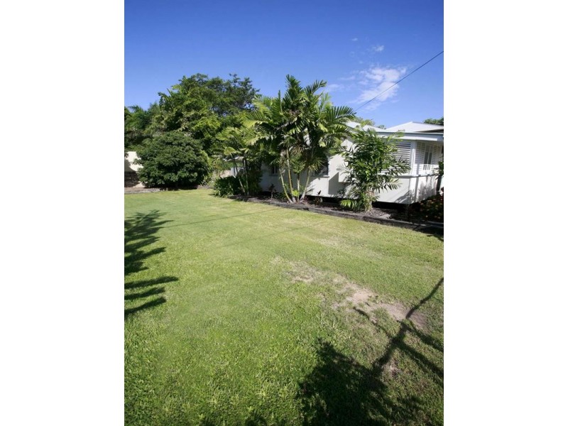 13 Fletcher Street, Townsville QLD 4810