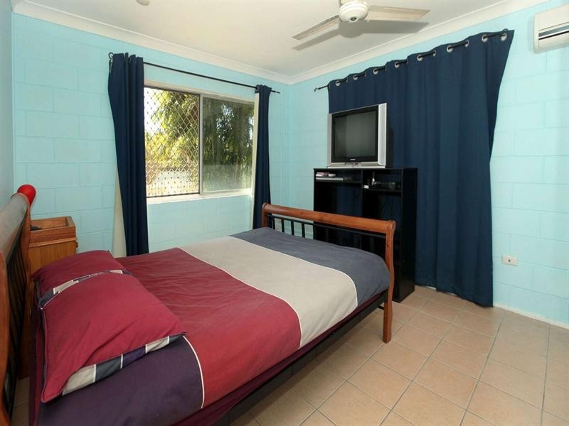 12 Pine Street, Kirwan QLD 4817