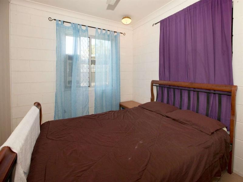 12 Pine Street, Kirwan QLD 4817