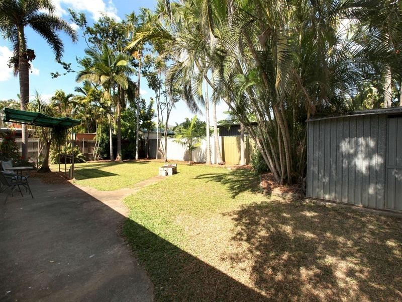 12 Pine Street, Kirwan QLD 4817