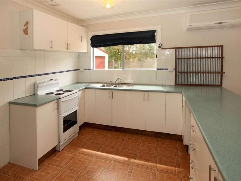 4 Grey Boots Circle, Kelso QLD 4815