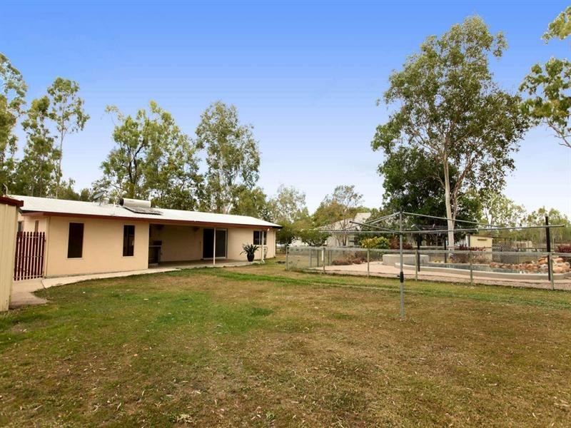 4 Grey Boots Circle, Kelso QLD 4815