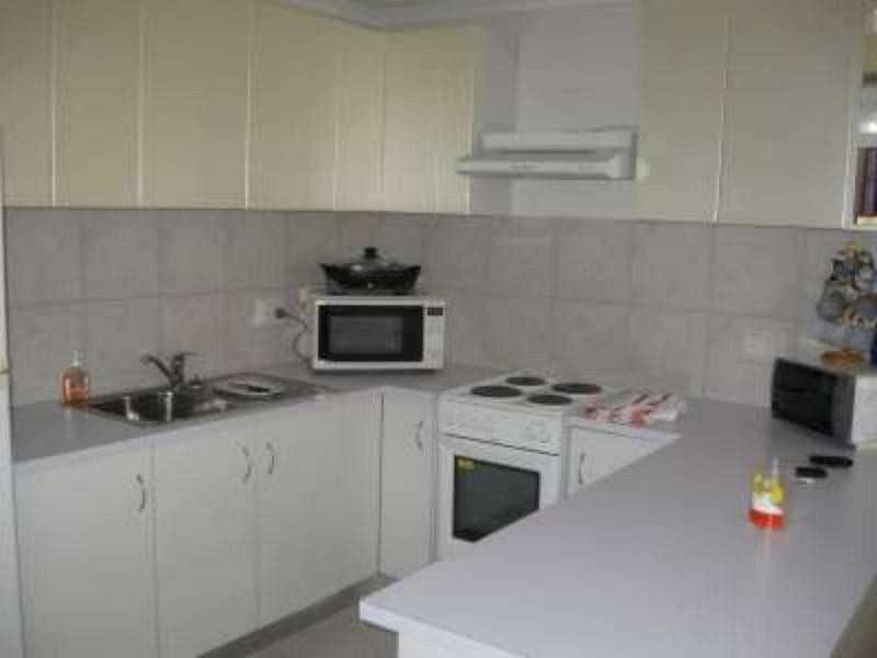 West End QLD 4810